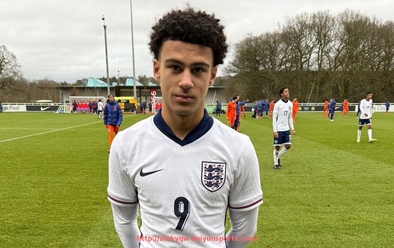 ky开云-世俱杯比赛临时暂停制度的适用条件及执行效果评估